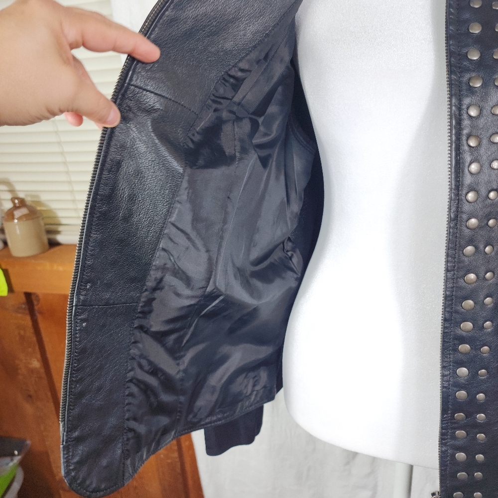 Leather jacket - Picture 4 of 6